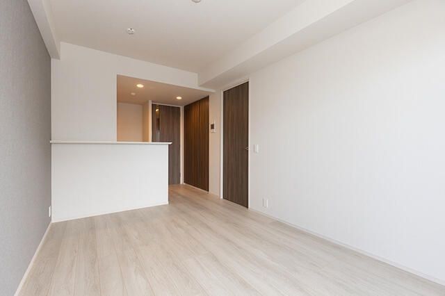 �y���ԁE���r���O�z�@