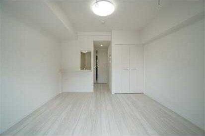 �y���ԁE���r���O�z�@