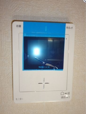 �y���̑��ݔ��z�@TV���j�^�[�z��