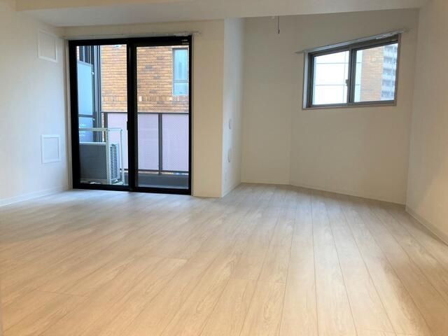 �y���̑������E�X�y�[�X�z�@