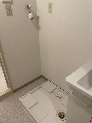 �y���̑��ݔ��z�@