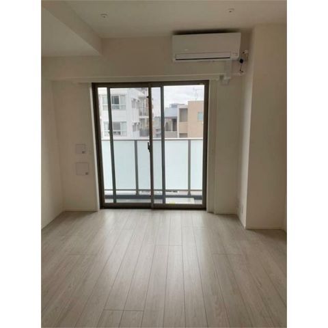 �y���ԁE���r���O�z�@