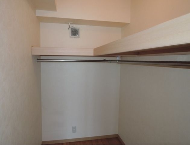 �y���[�z�@�E�H�[�N�C���N���[�[�b�g