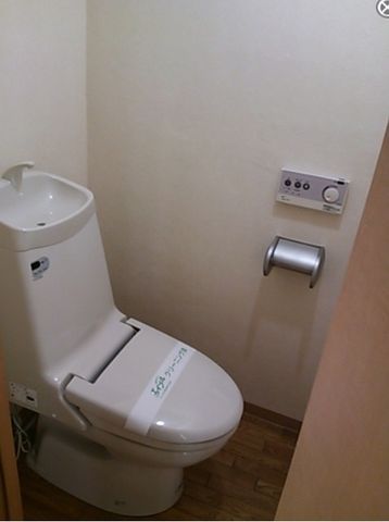 �y�g�C���z�@�g�C��