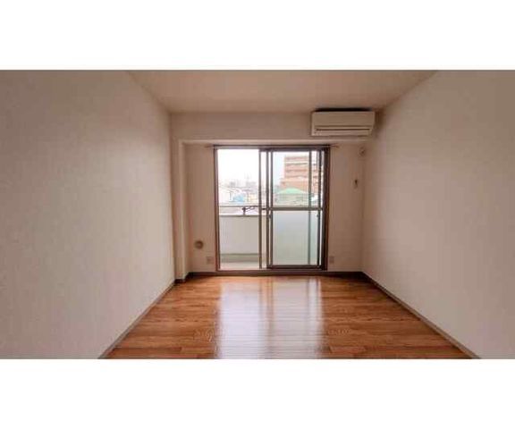 �y���ԁE���r���O�z�@