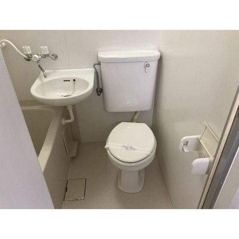 �y�g�C���z�@