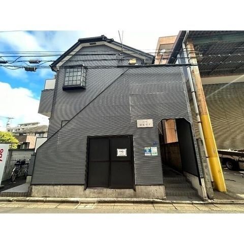 �y�G���g�����X�z�@