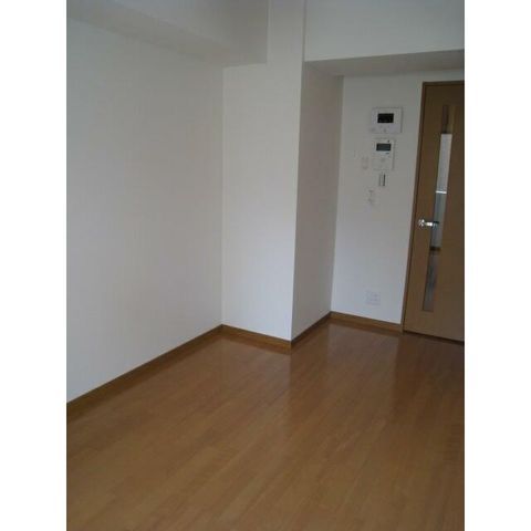 �y���ԁE���r���O�z�@