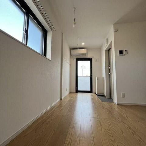 �y���̑��ݔ��z�@