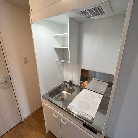 �y�L�b�`���z�@