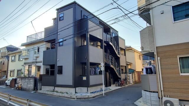 �y�G���g�����X�z�@