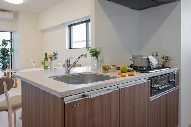 �y�L�b�`���z�@