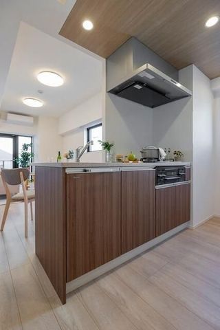 �y�L�b�`���z�@