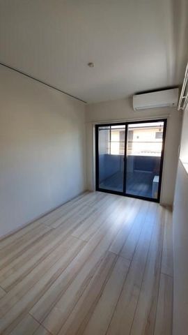 �y���ԁE���r���O�z�@