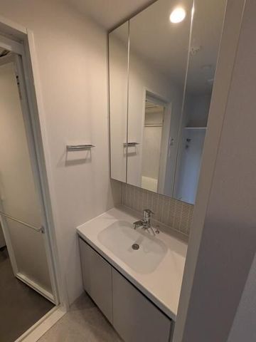 �y���ʏ��z�@