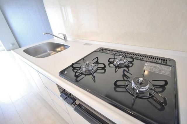 �y�L�b�`���z�@