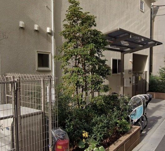 �y���Ӂz�@�O���[�o���L�b�Y�����ۈ牀 �k��3���B 240m