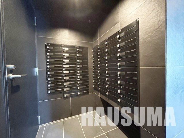 �y���̑��ݔ��z�@�G���g�����X