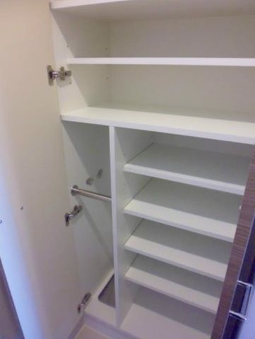 �y���̑��z�@���֎��[