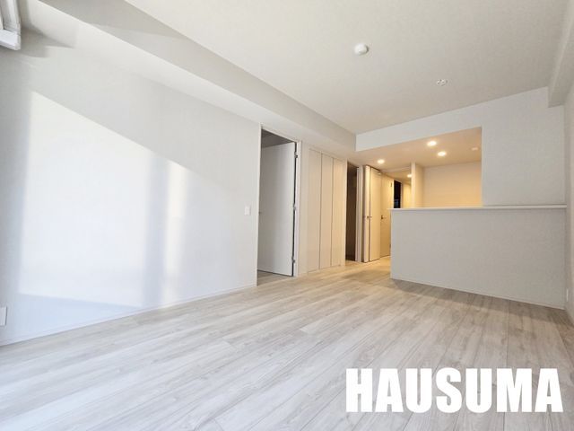 �y���ԁE���r���O�z�@