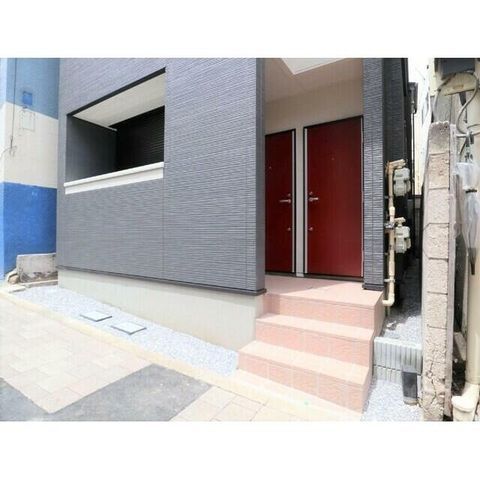 �y�G���g�����X�z�@