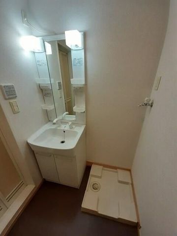 �y���ʏ��z�@