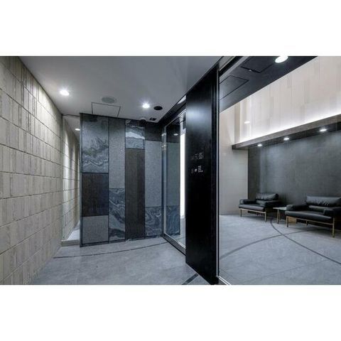 �y�G���g�����X�z�@