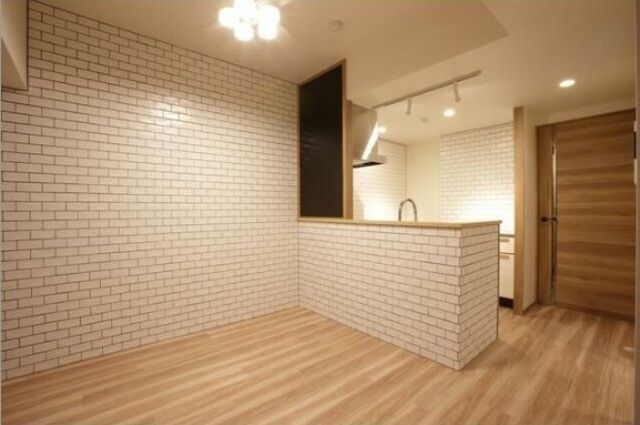 �y���ԁE���r���O�z�@����