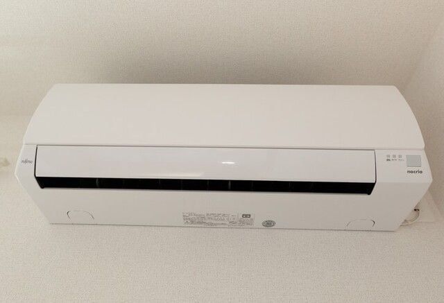 �y���̑��ݔ��z�@