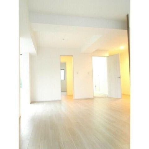 �y���ԁE���r���O�z�@