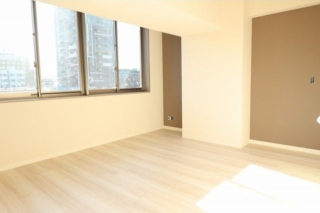 �y���̑������E�X�y�[�X�z�@