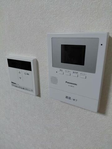 �y���̑��ݔ��z�@