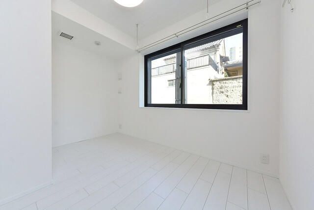 �y���̑������E�X�y�[�X�z�@