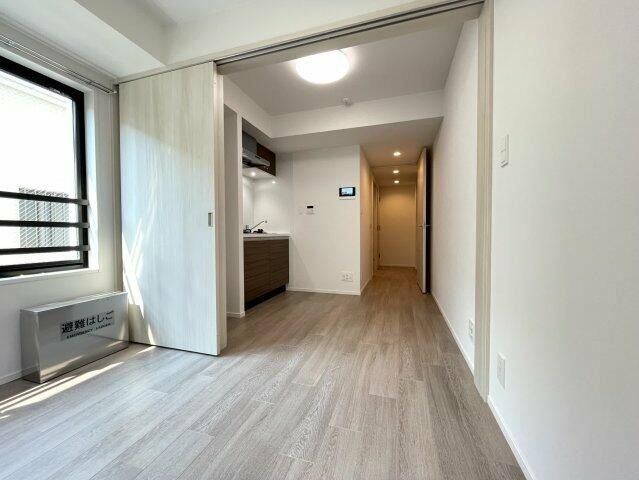 �y���ԁE���r���O�z�@