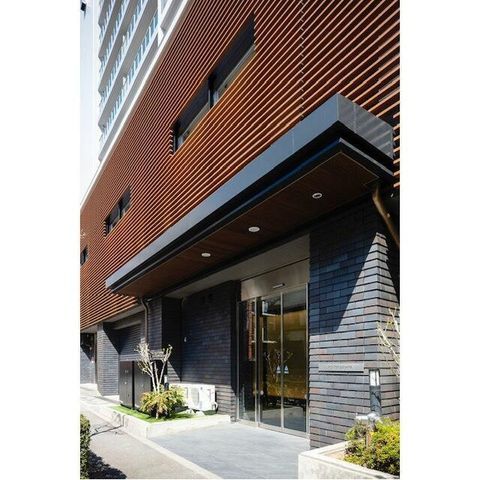 �y�G���g�����X�z�@