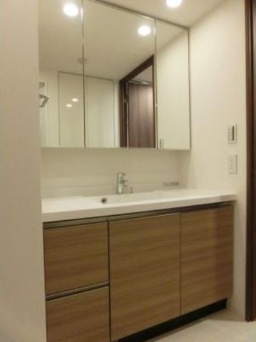 �y���ʏ��z�@����