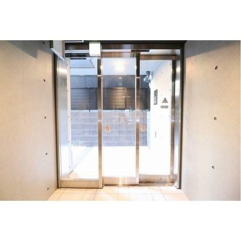 �y�G���g�����X�z�@