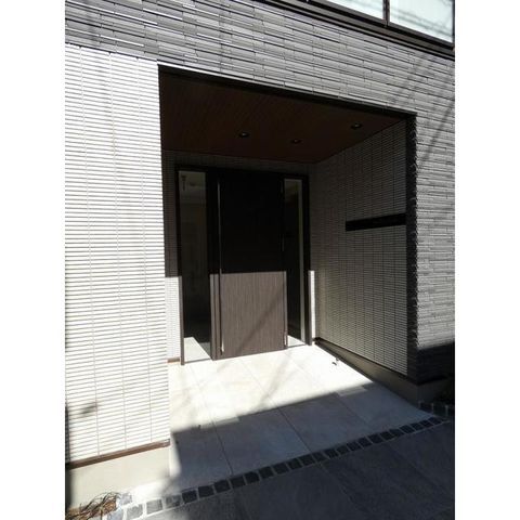 �y�G���g�����X�z�@