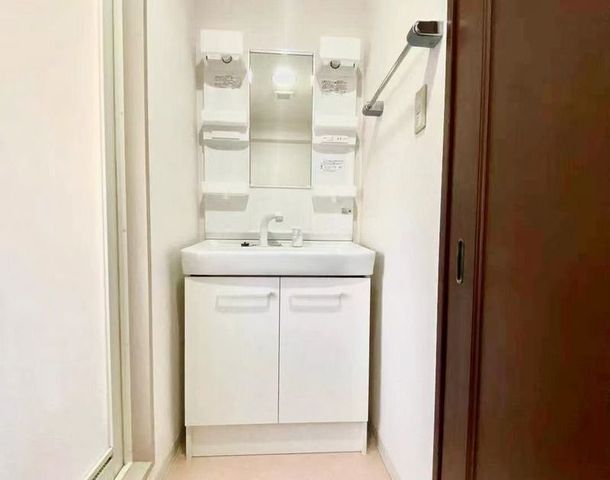 �y���ʏ��z�@