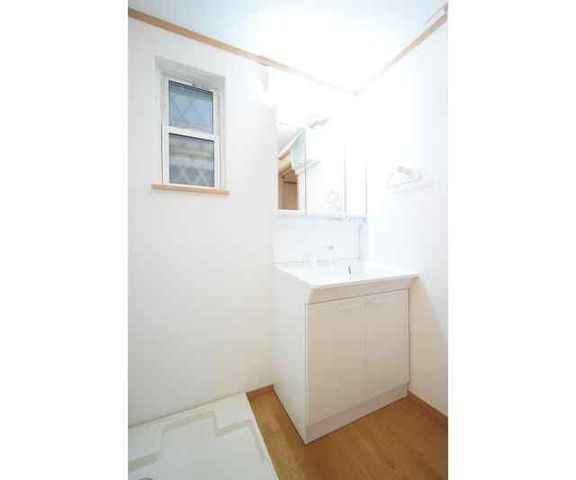 �y���ʏ��z�@