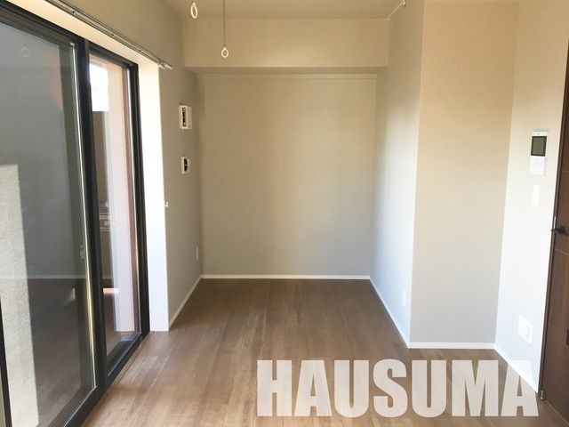 �y���ԁE���r���O�z�@����