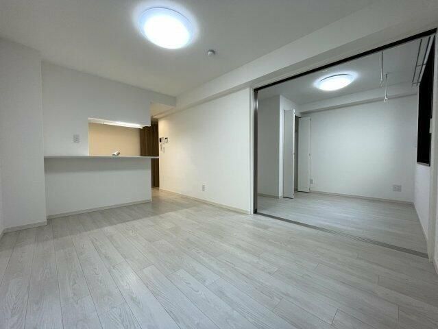 �y���ԁE���r���O�z�@