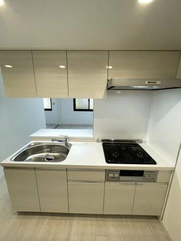 �y�L�b�`���z�@