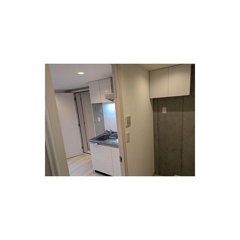 �y���ԁE���r���O�z�@