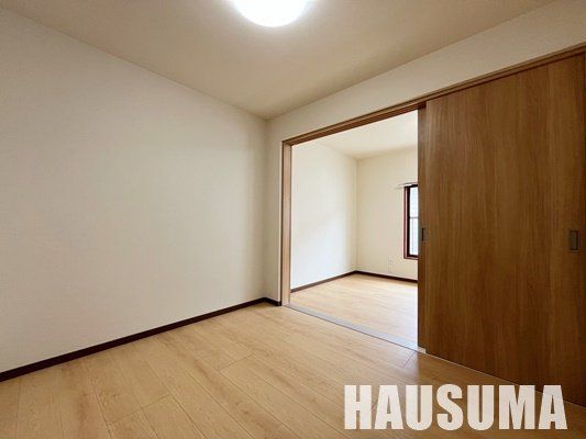 �y���ԁE���r���O�z�@���r���O/����