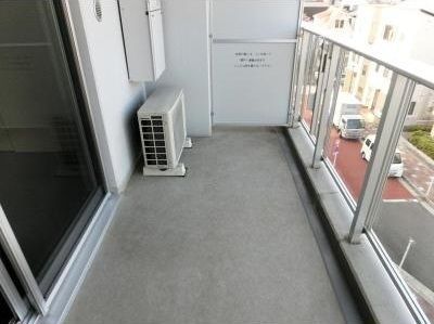 �y���̑��ݔ��z�@�o���R�j�[