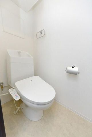 �y�g�C���z�@