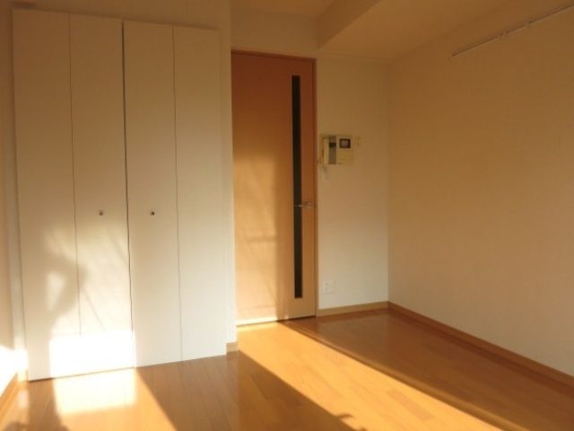 �y���̑������E�X�y�[�X�z�@�m��