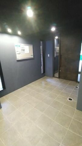 �y�G���g�����X�z�@