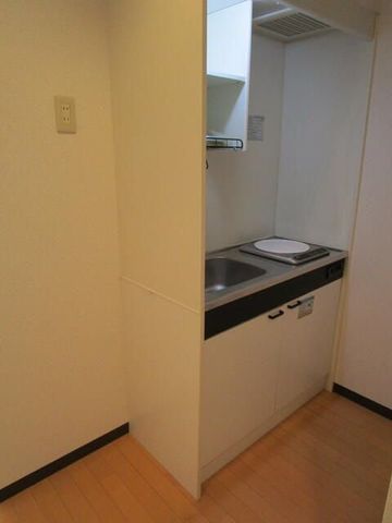 �y�L�b�`���z�@